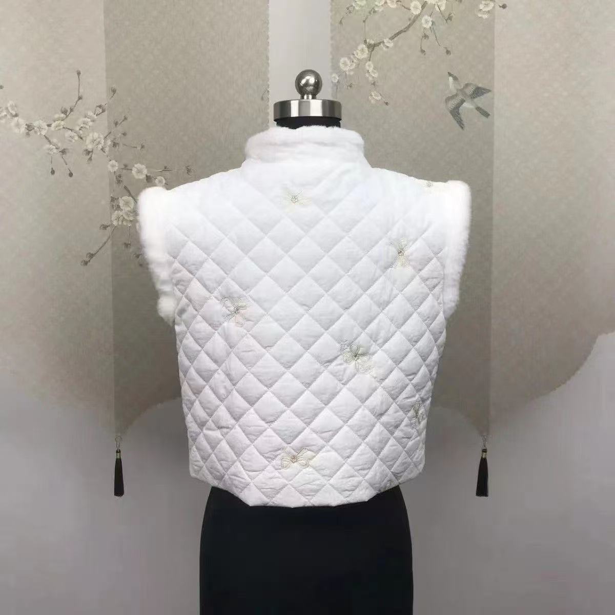 Zimowa kamizelka hanbok dla ko – Winter Clothing Looks recenzja i cena