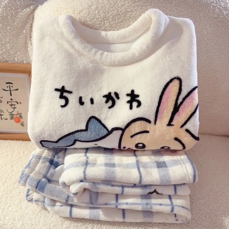 Zestaw piżamowy Chiikawa Usagi – Winter Clothing Girls recenzja i cena