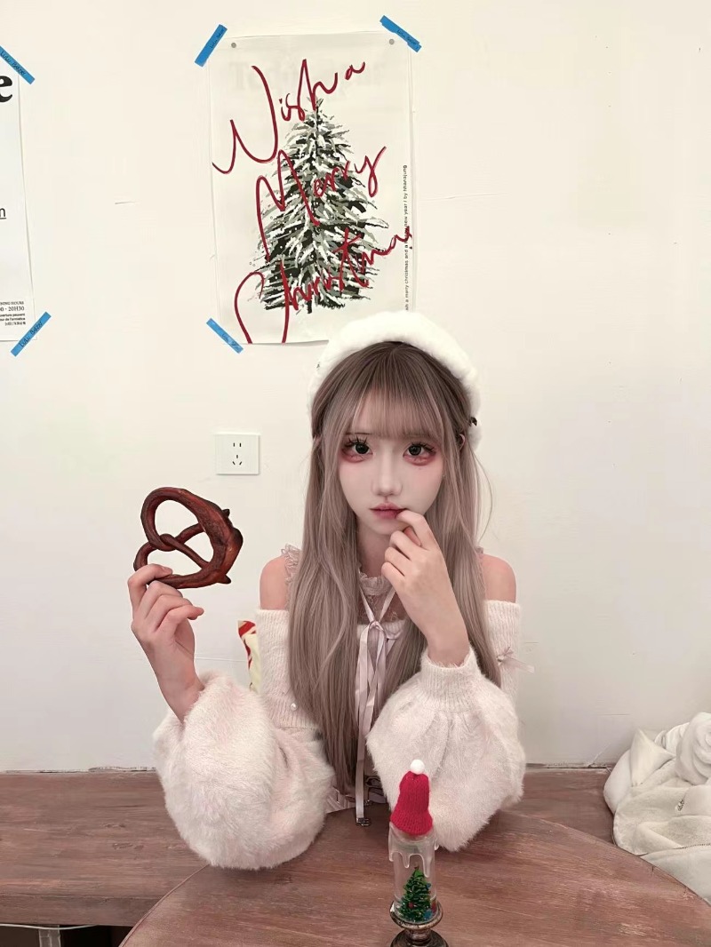 Japoński styl słodkiej Lolity: – Winter Clothing Girls recenzja i cena